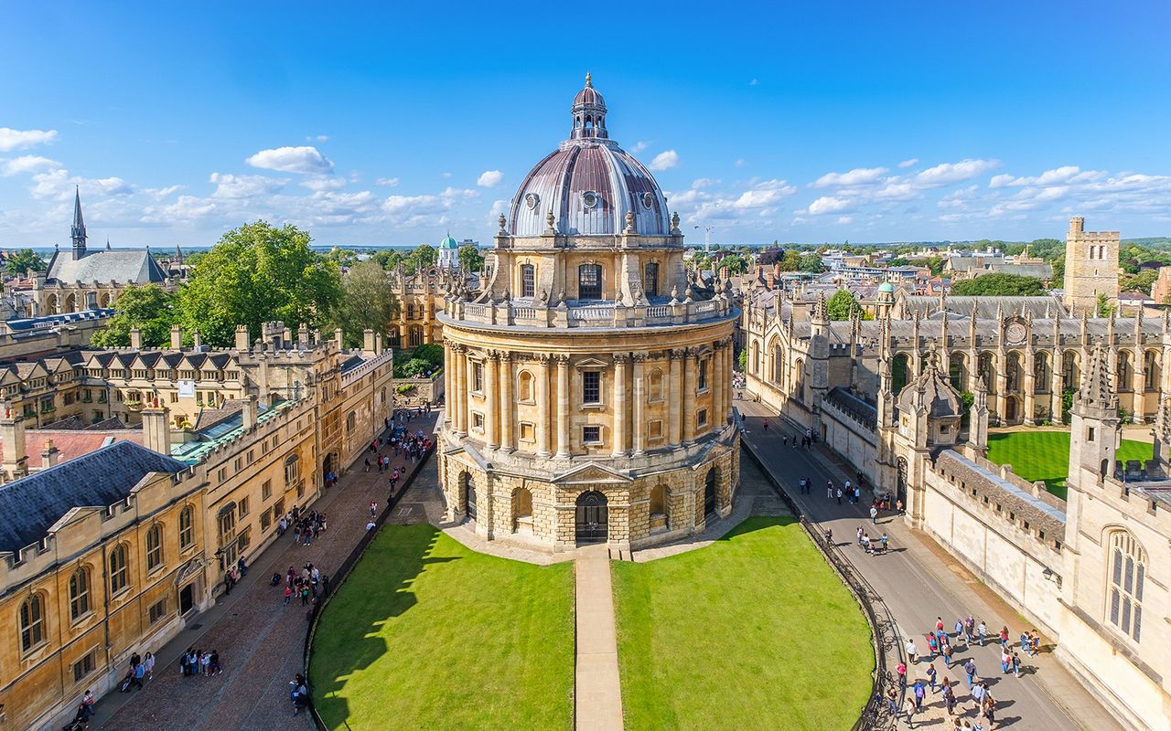 Da Londra: Tour guidato delle Cotswolds, del Castello di Warwick, di Oxford & di Stratford-upon-Avon