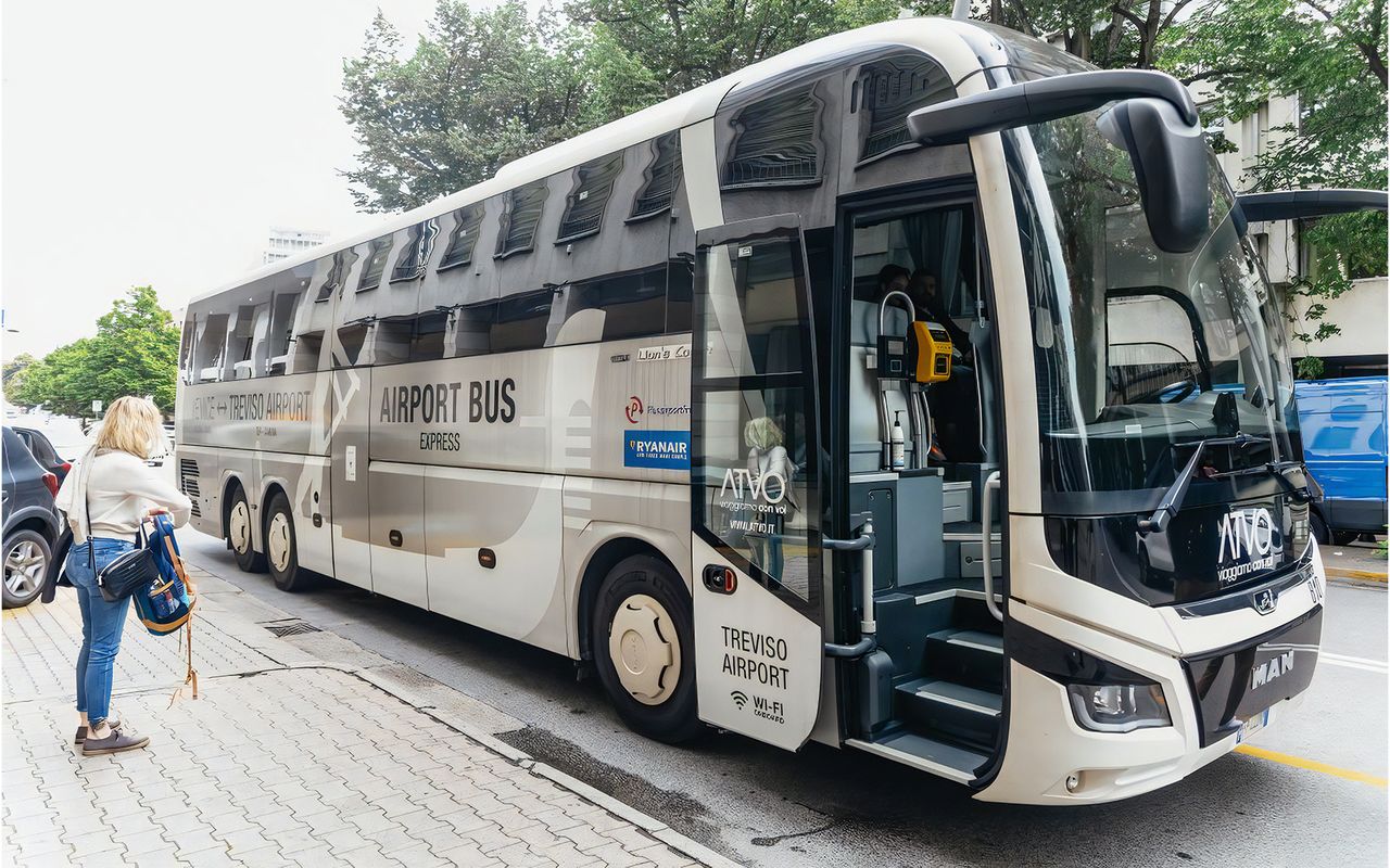 Trasferimenti in bus: dall'aeroporto di Venezia Marco polo a/da Piazzale Roma/stazione di Venezia Mestre — 4