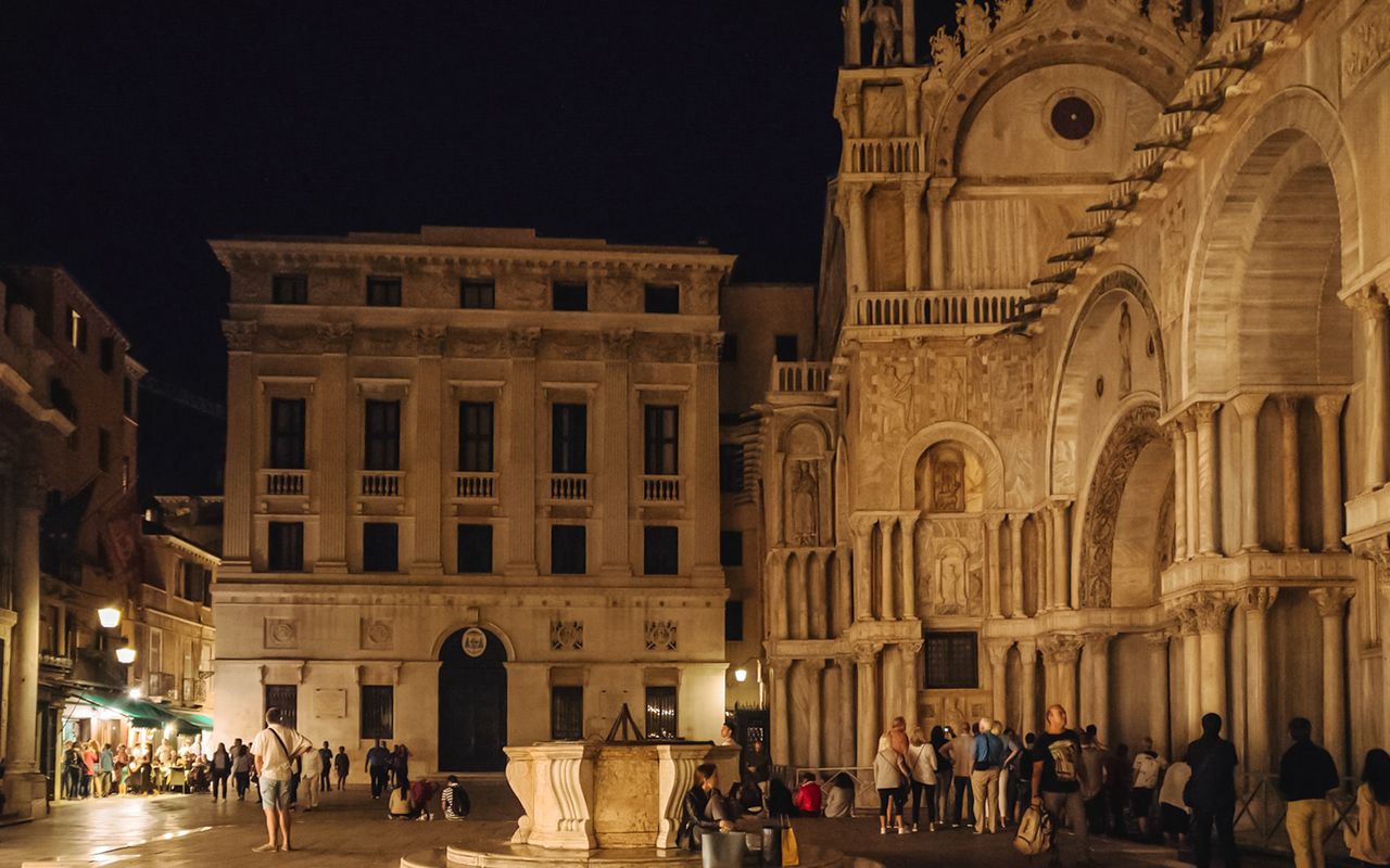 Tour notturno della Basilica di San Marco con Palazzo Ducale opzionale — 5
