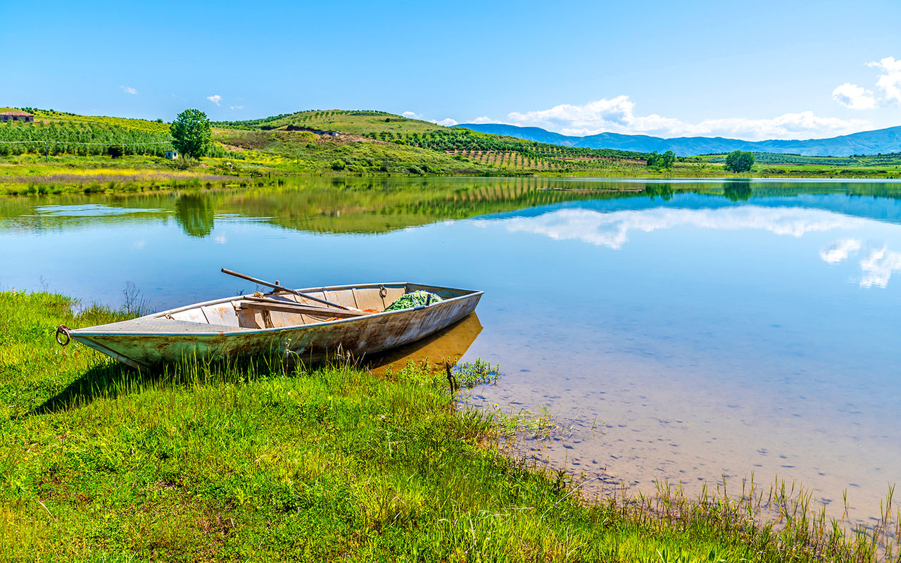 Da Tirana: tour in giornata del patrimonio dell'UNESCO Berat e del lago Belshi — 3