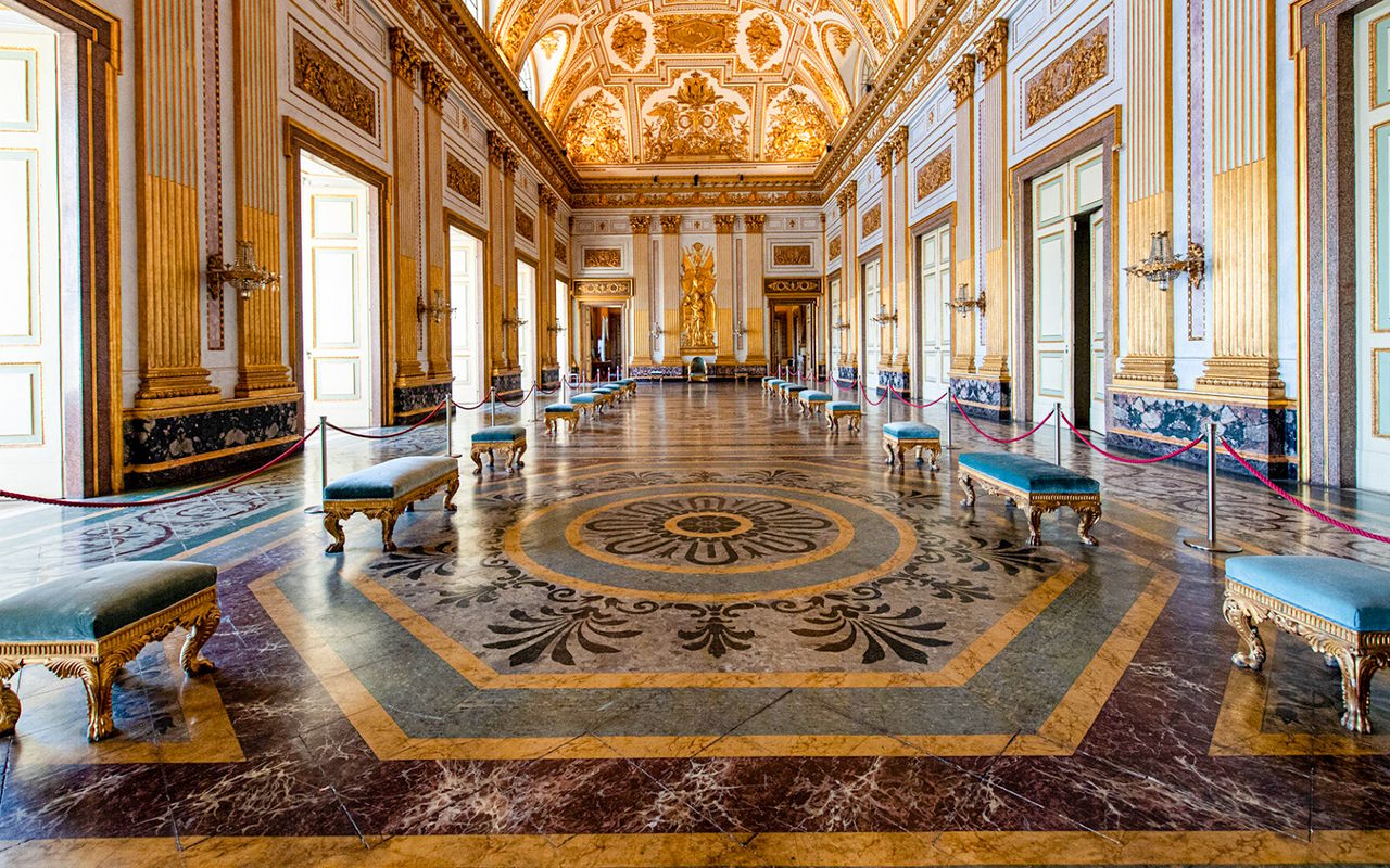 Tour guidato della reggia di Caserta in un gruppo piccolo — 3