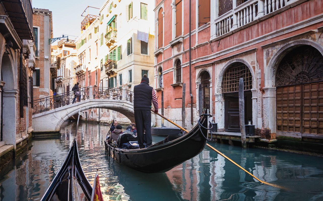 Tour guidato a piedi di Venezia con giro in gondola