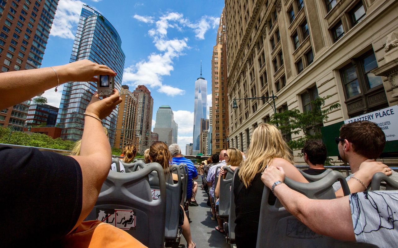 Combo: tour di New York in autobus Hop-on Hop-off + biglietti per la Statua della Libertà ed Ellis Island — 3
