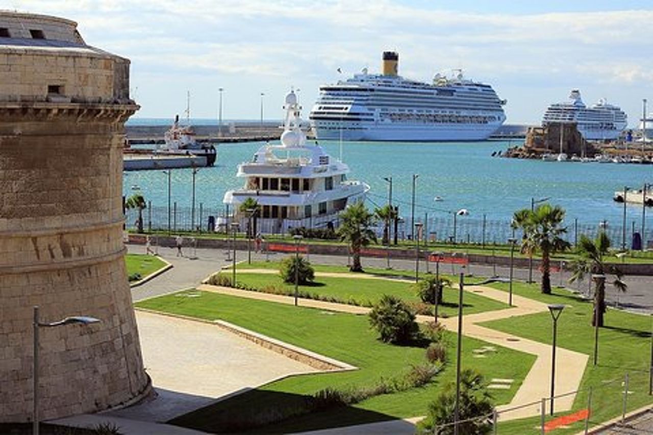Transfer privato Civitavecchia: dal porto all'aeroporto di Roma