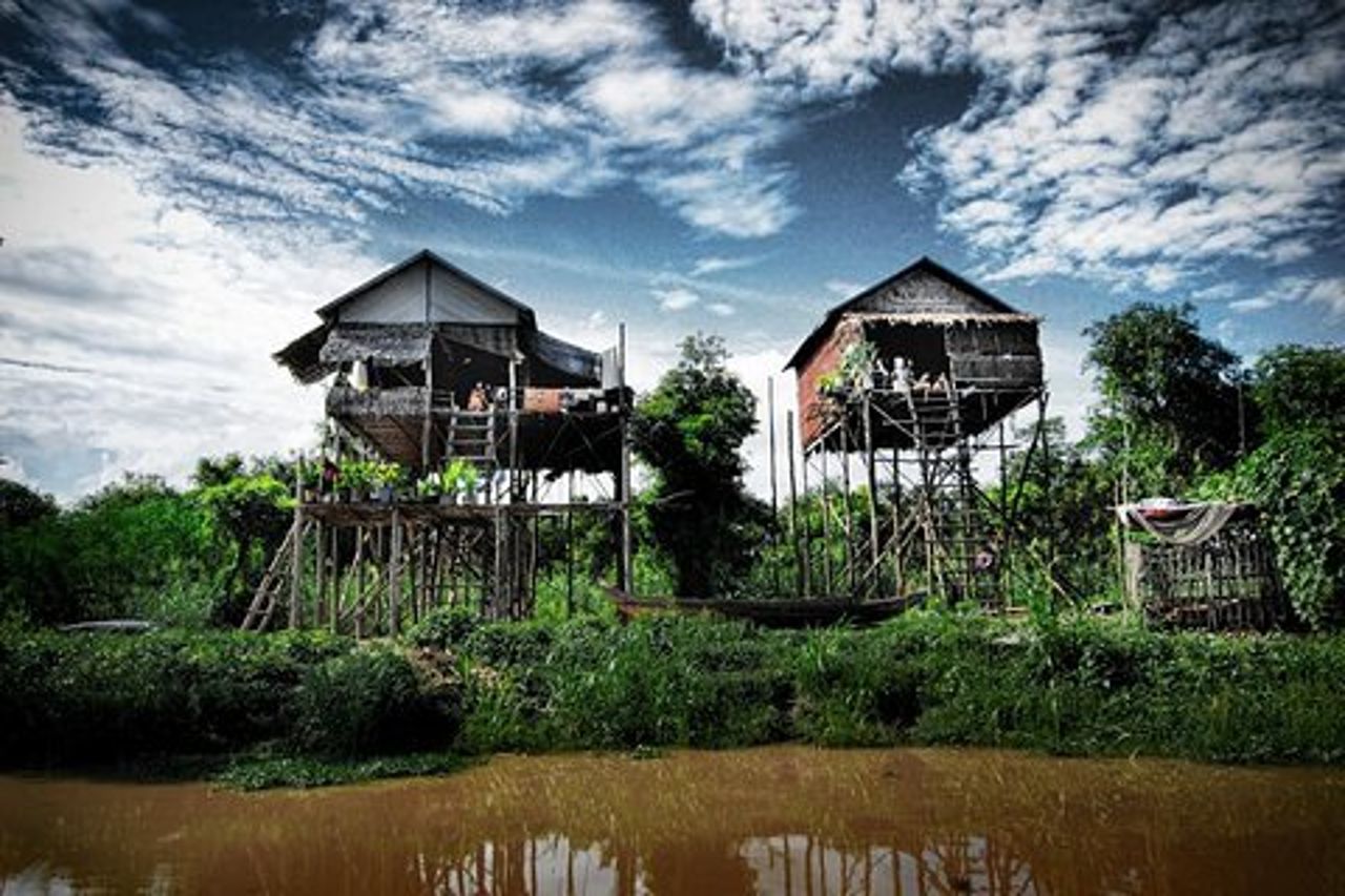 Tonle Sap Lake & Kampong Khleang Village Tour di un giorno