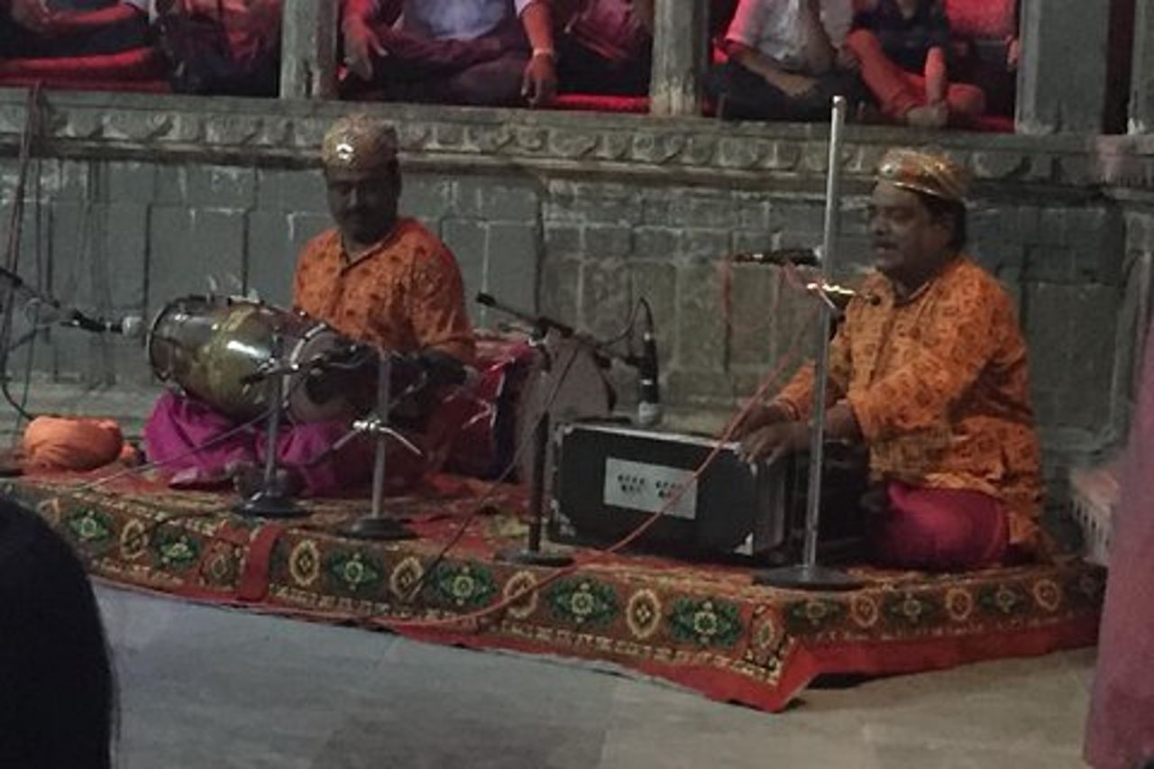 Escursione serale: spettacolo di danza Bagore Ki Haveli a Udaipur