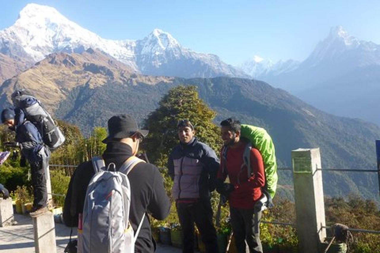 Escursione al campo base di Annapurna