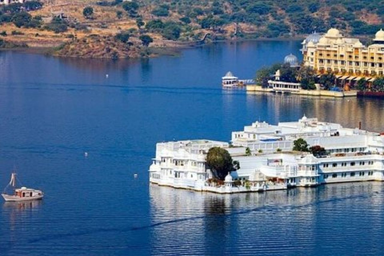 Tour panoramico di Udaipur con guida professionale e autista