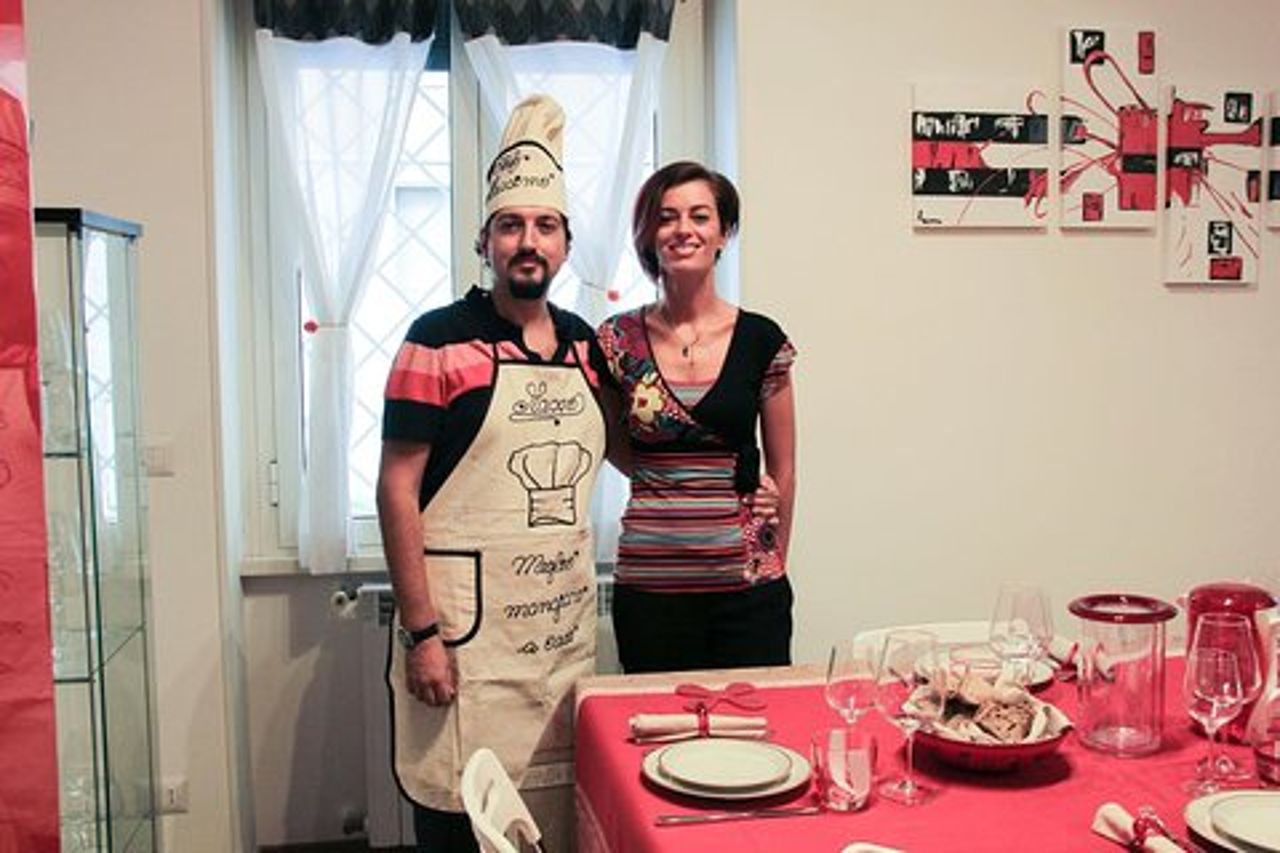 Goditi una lezione privata di cucina e autentici piatti italiani a Roma con gente del posto