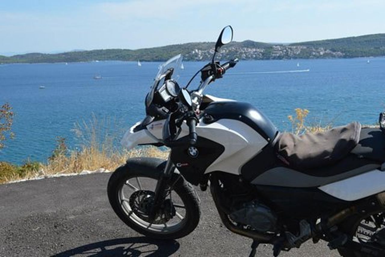 Noleggio moto 650cc da Turda