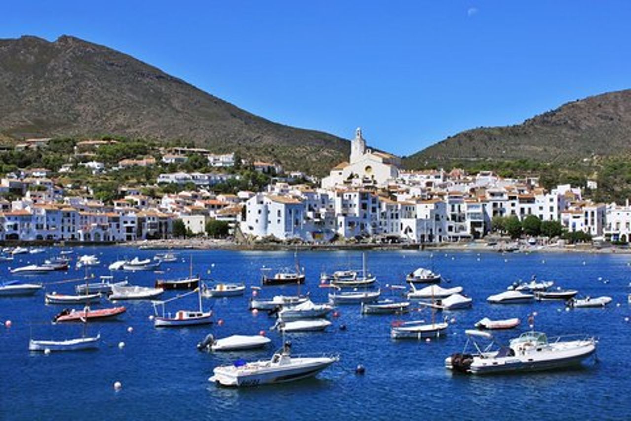 Museo di Dali e Cadaques Tour per piccoli gruppi con pick-up dall'hotel