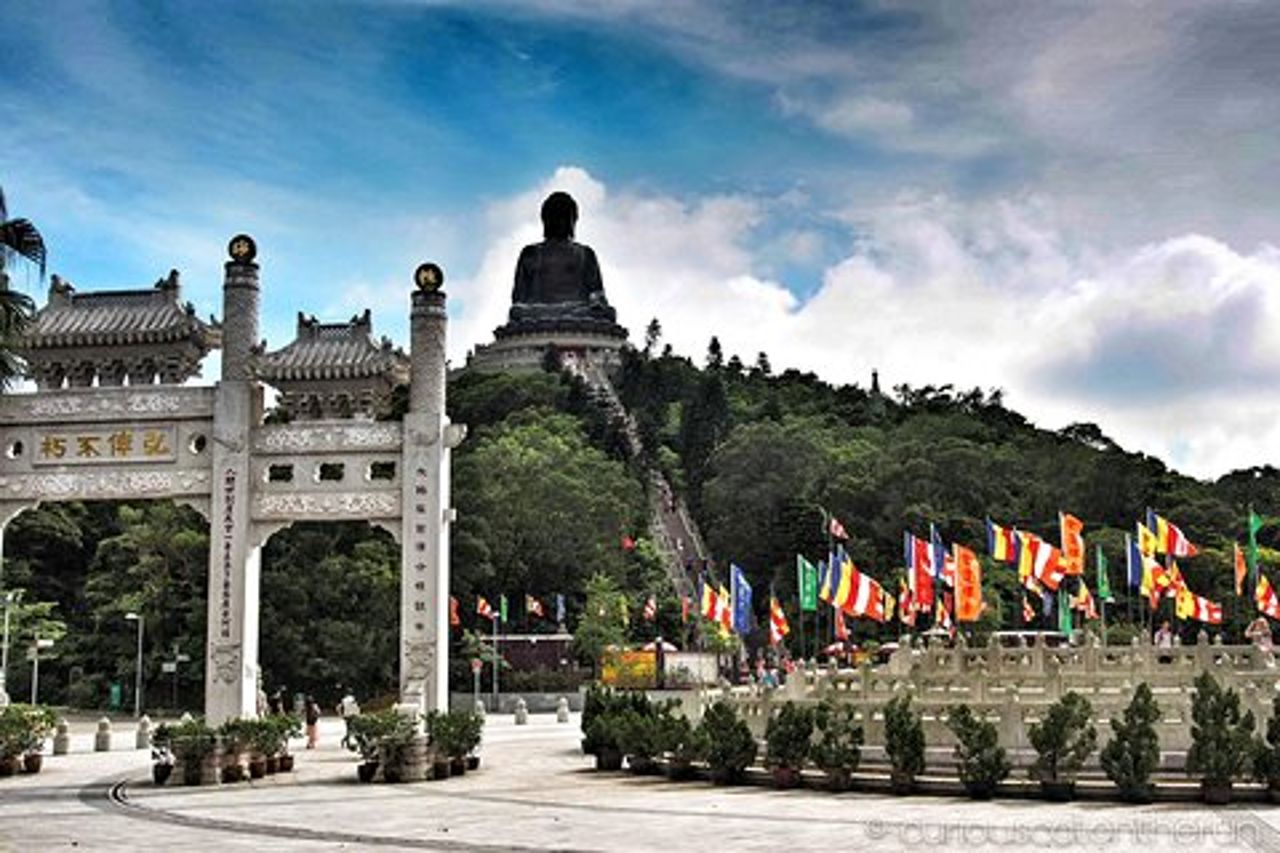 Tour privato di un'intera giornata sull'isola di Lantau, incluso Big Buddha e Tai O