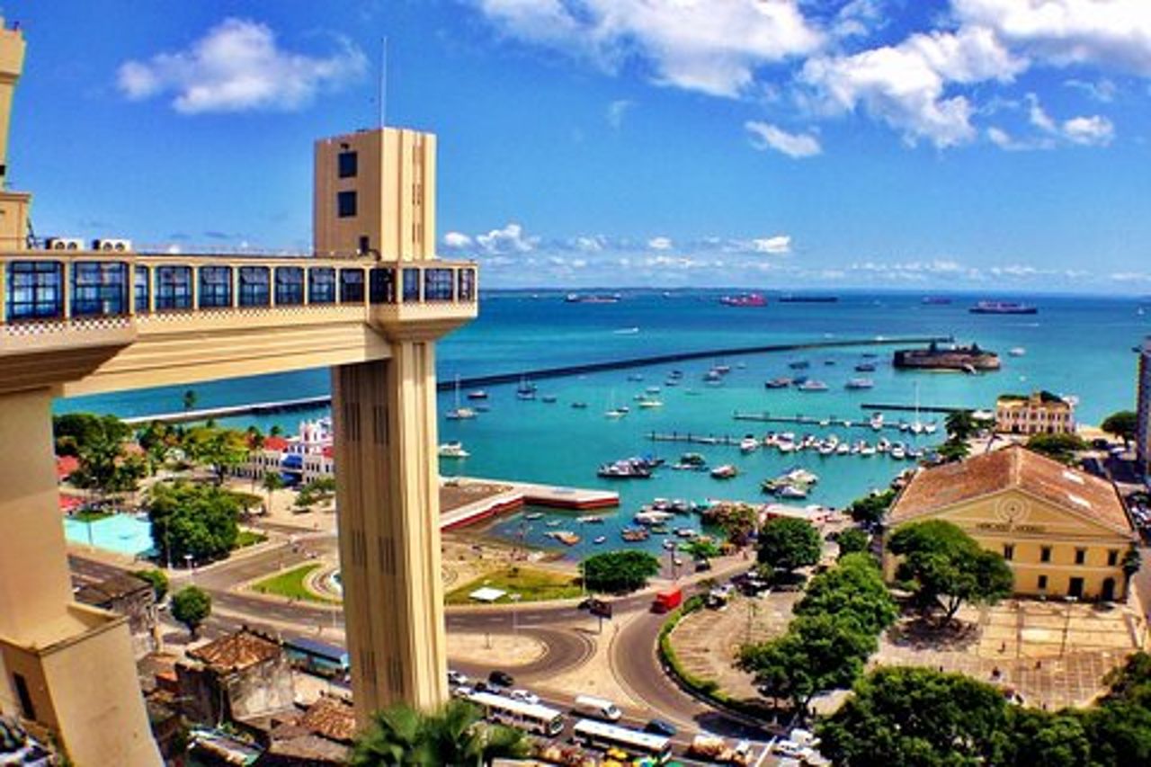 Tour esclusivo della città di Salvador con sosta a nuoto sulla spiaggia