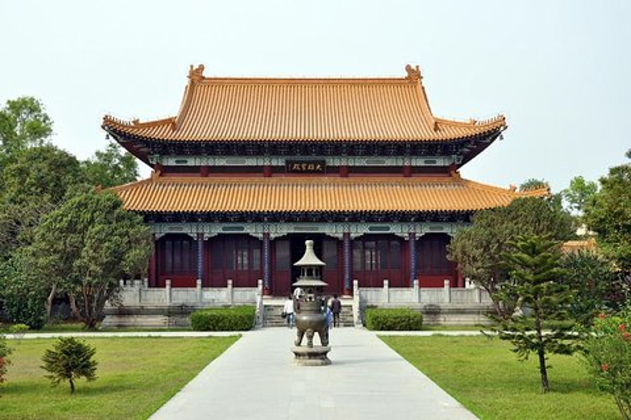 Tour di mezza giornata Lumbini Sightseeing