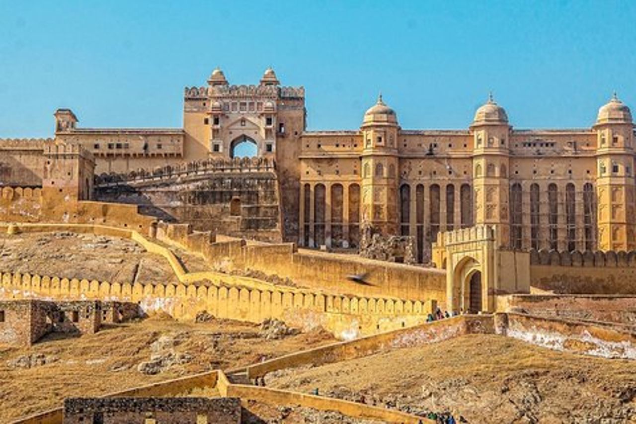 02 notti 03 giorni Golden Triangle Tour con sistemazione a 4 stelle