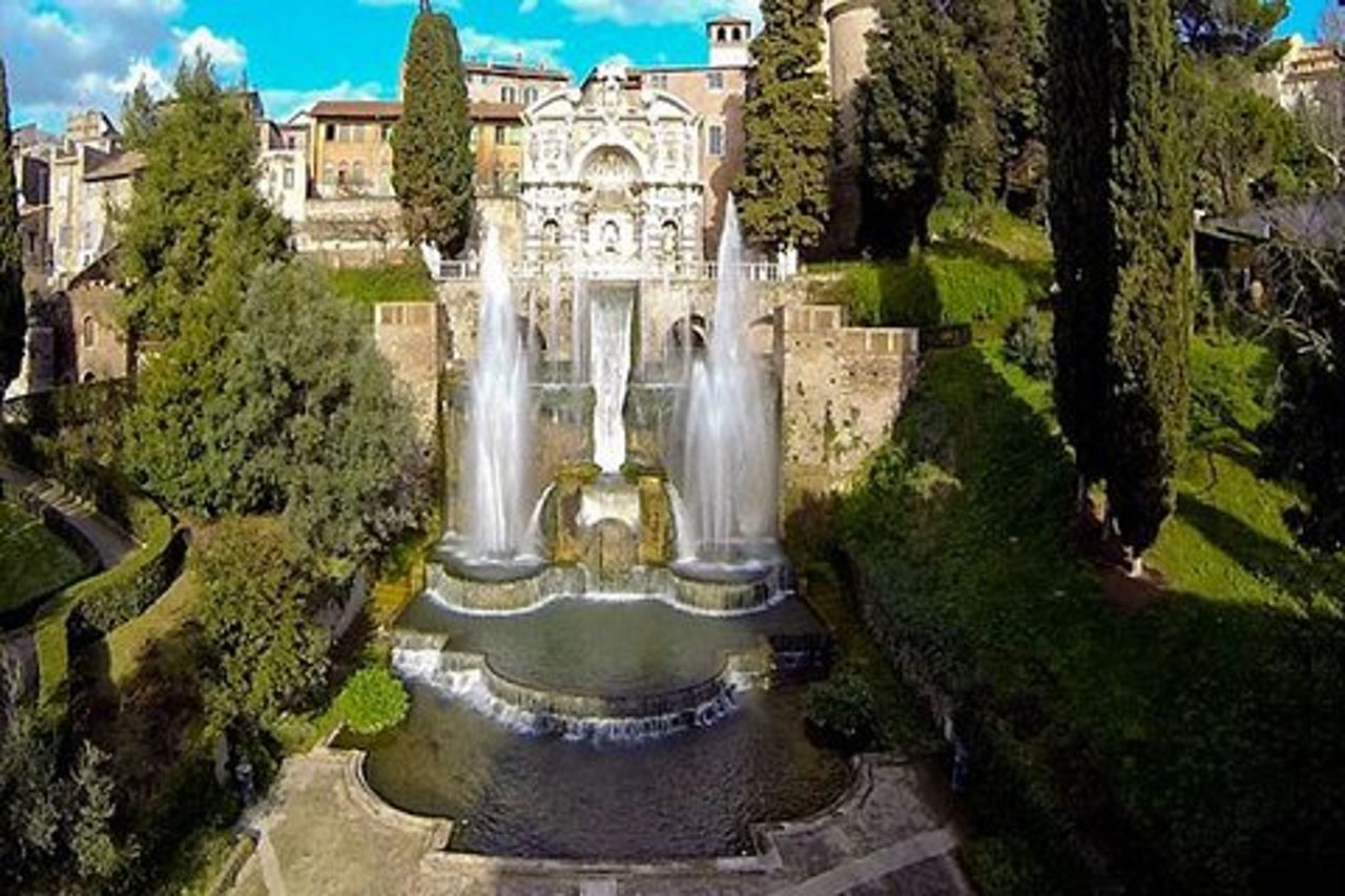 Escursione a terra per l'intera giornata: Giardini di Tivoli con degustazione di vino da Civitavecchia