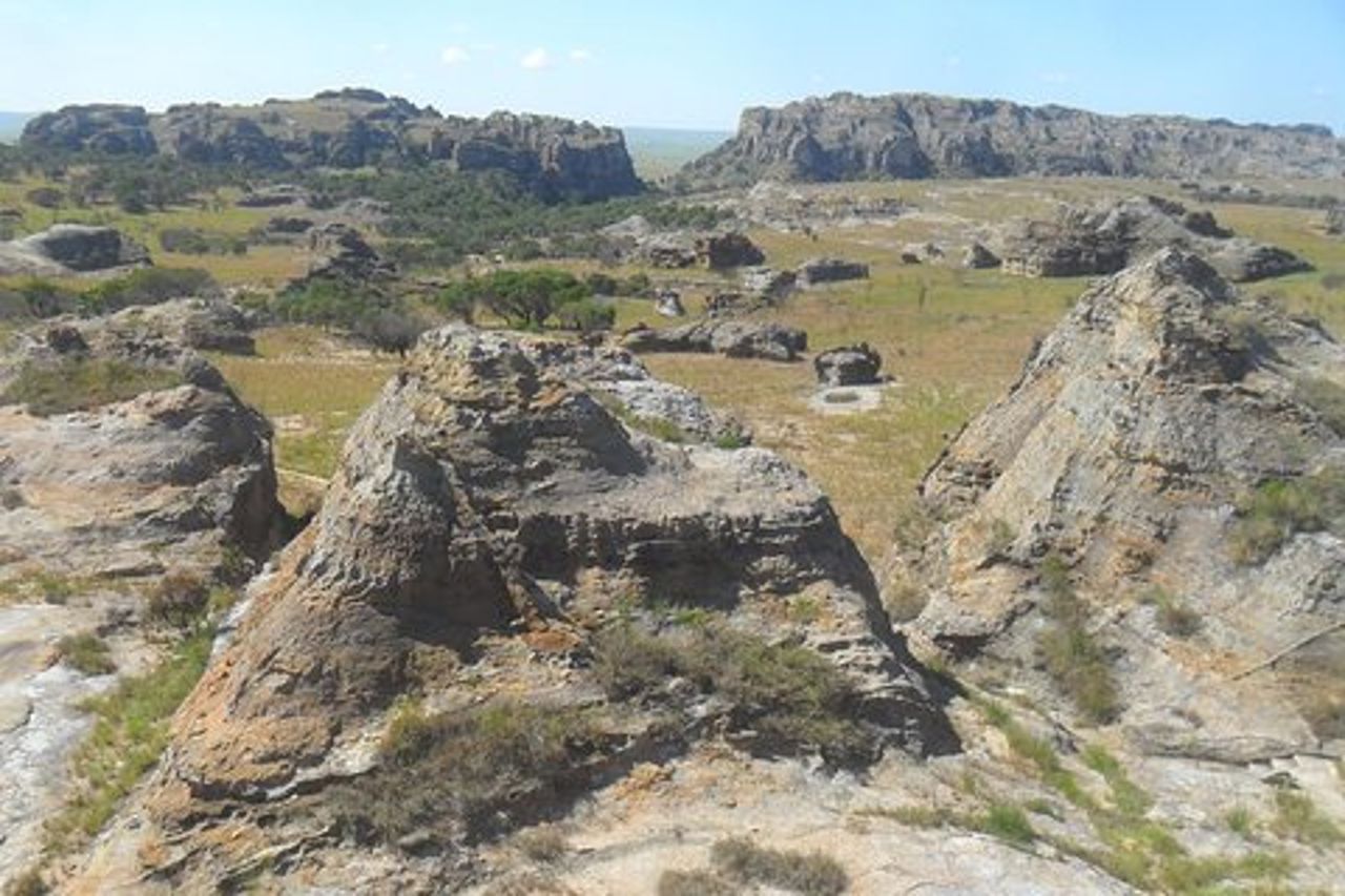 (SUD DEL TOUR) RN 7 (National Road 7)