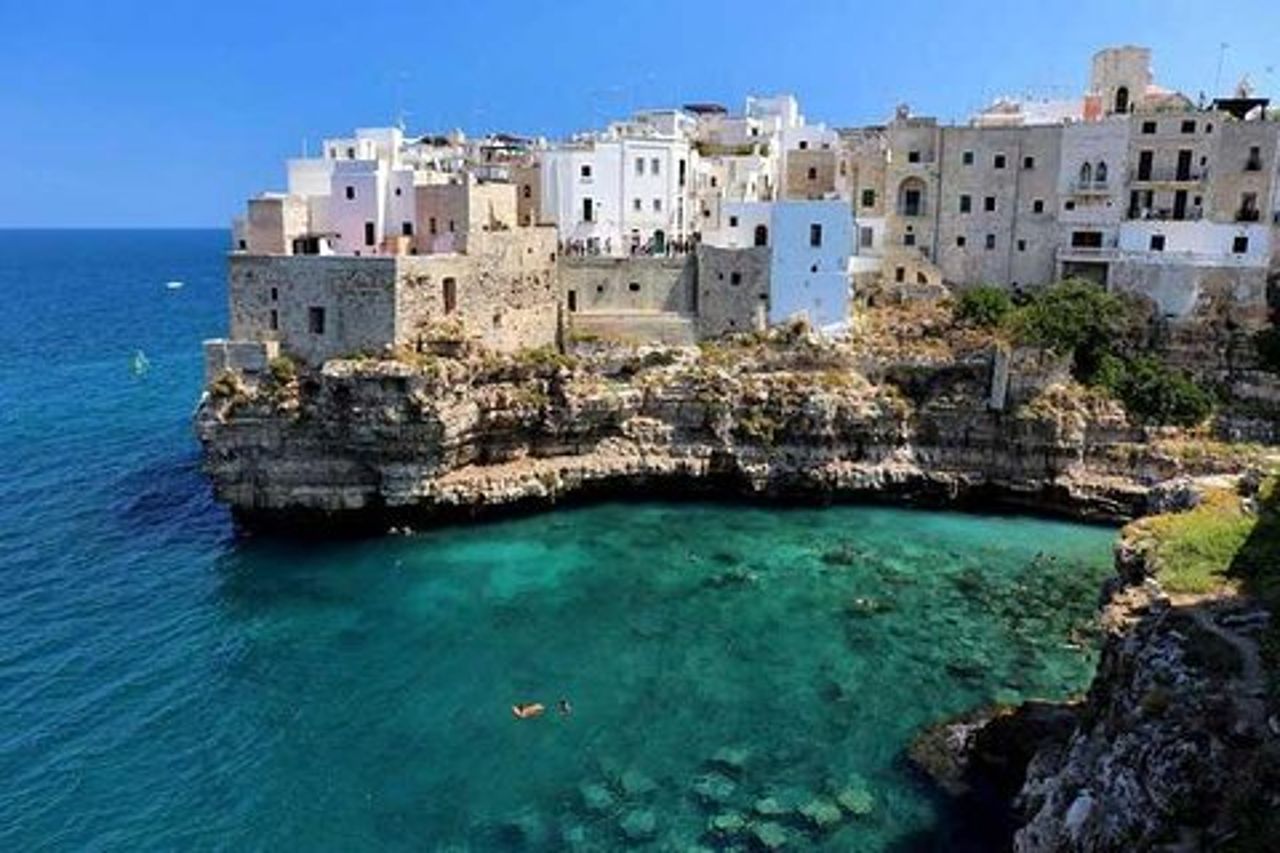 Tour privato a piedi di Alberobello e Polignano