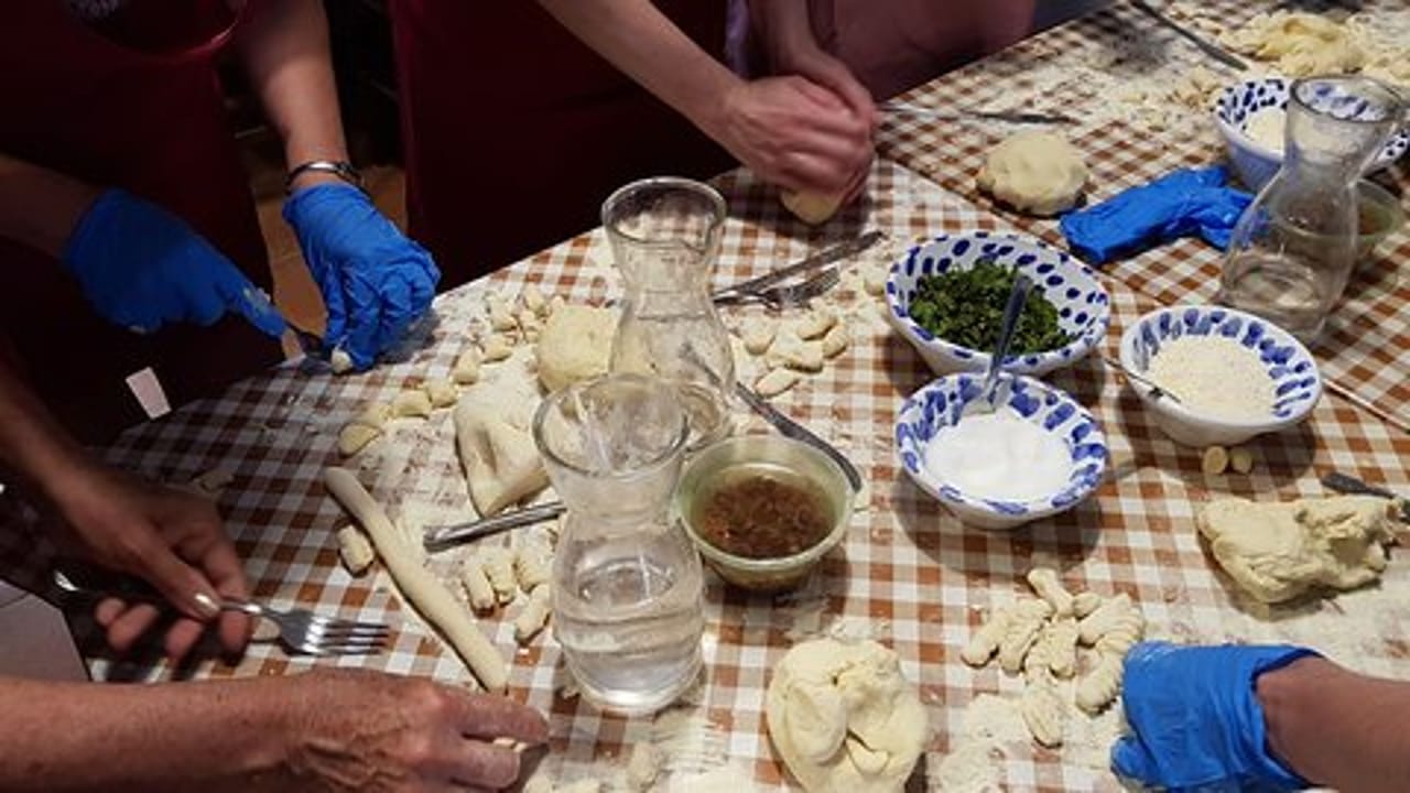 "Cibo e Cultura" Un tour culturale dall'Osteria da Pillucciu