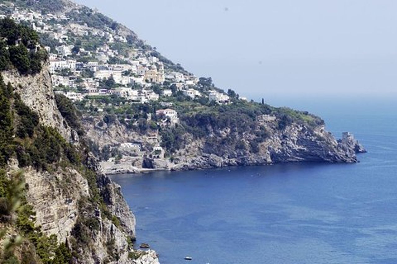 Trasferimento da Napoli a Praiano (da 1 a 8 PAX)