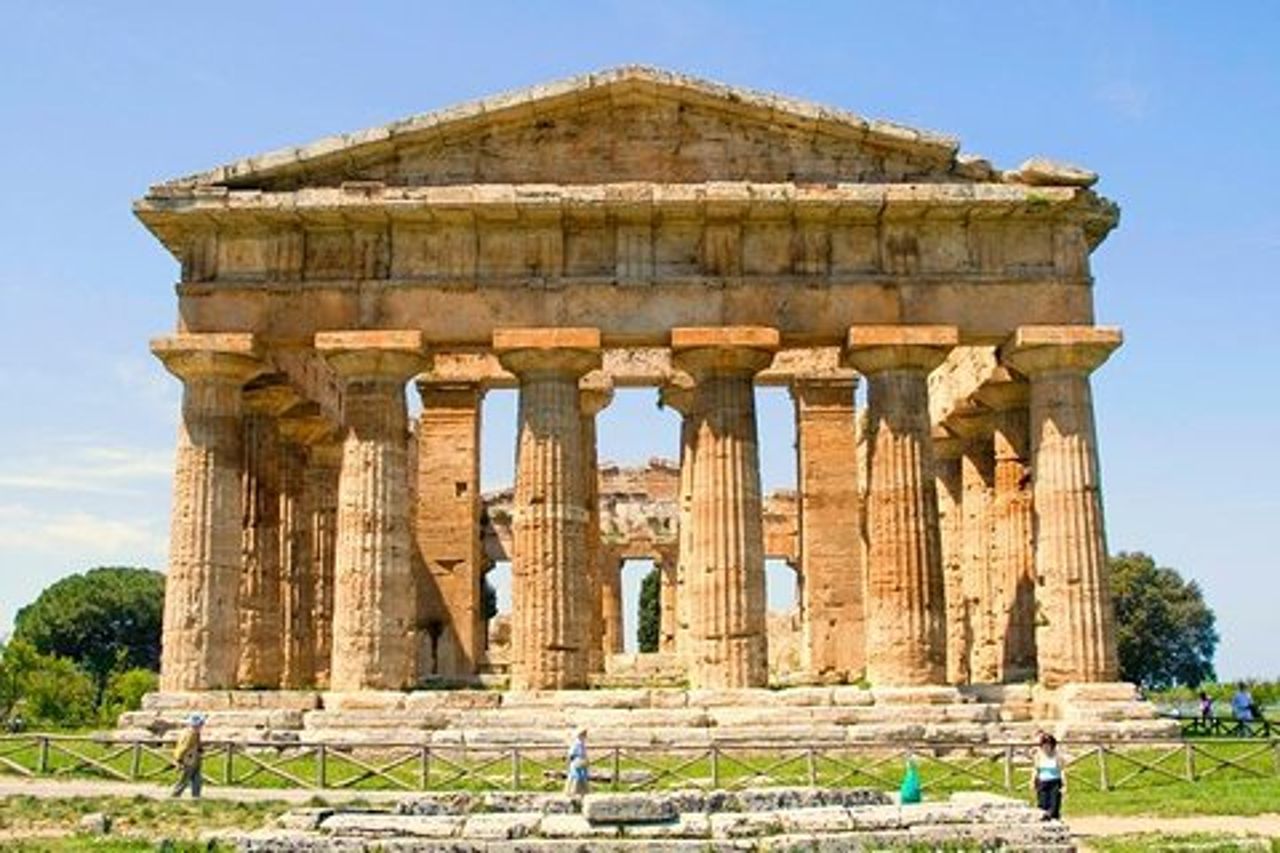 Da Castellabate: Templi di Paestum+Mozzarella Farm