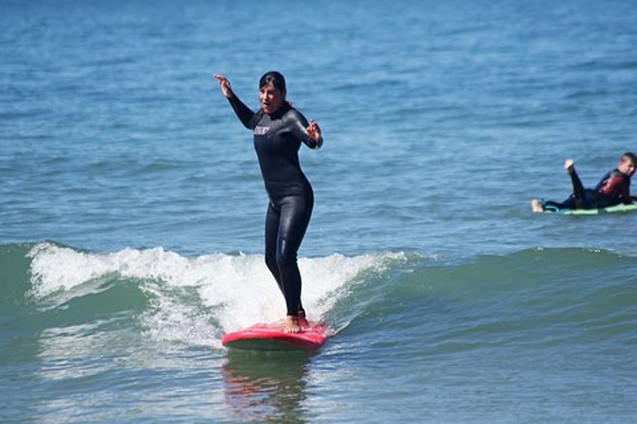 Lezione di surf per principianti - Gruppi privati