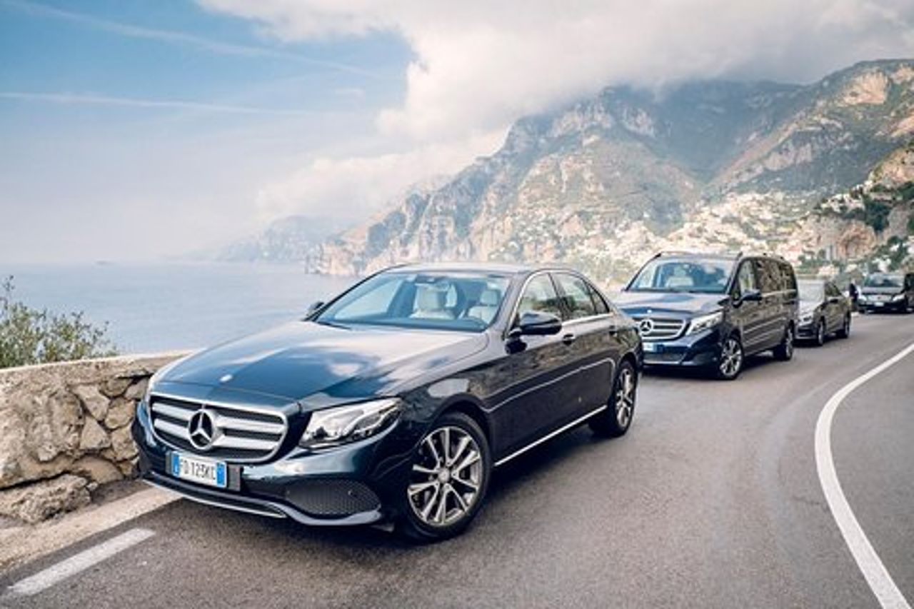 Tour privato in auto o Minivan della Costiera Amalfitana, giornata intera