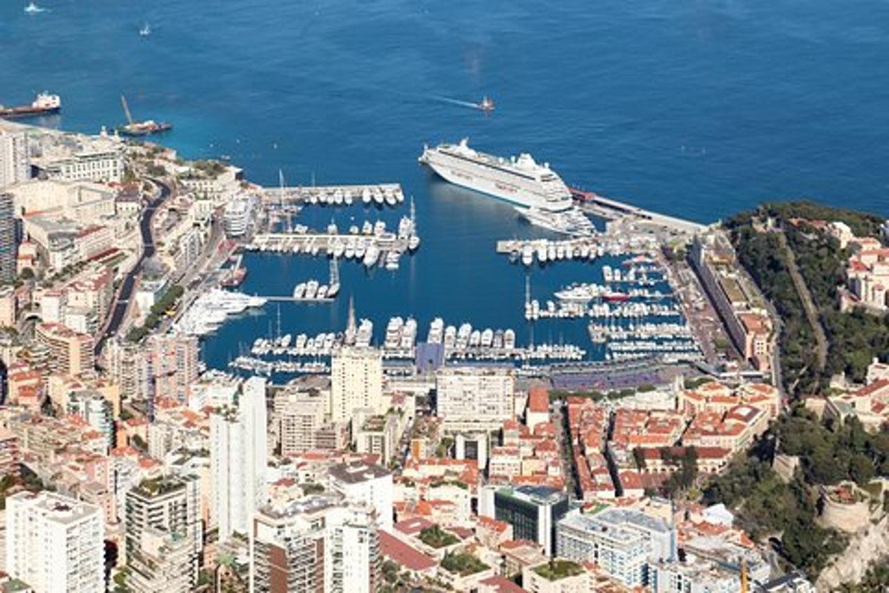 Tour privato di un'intera giornata a Eze, Monaco e Monte-Carlo