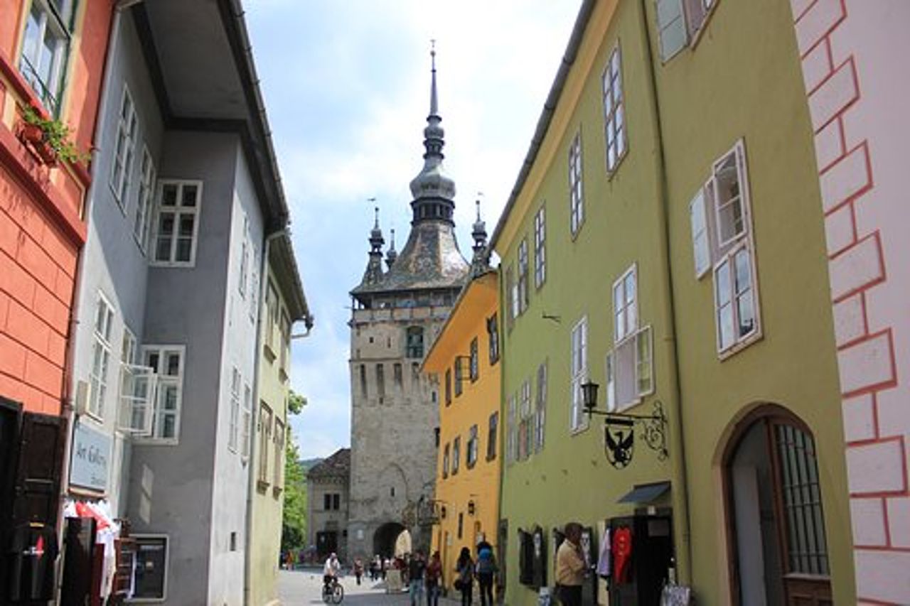 Chiesa fortificata di Viscri e Sighisoara in spagnolo (guida spagnola nativa).