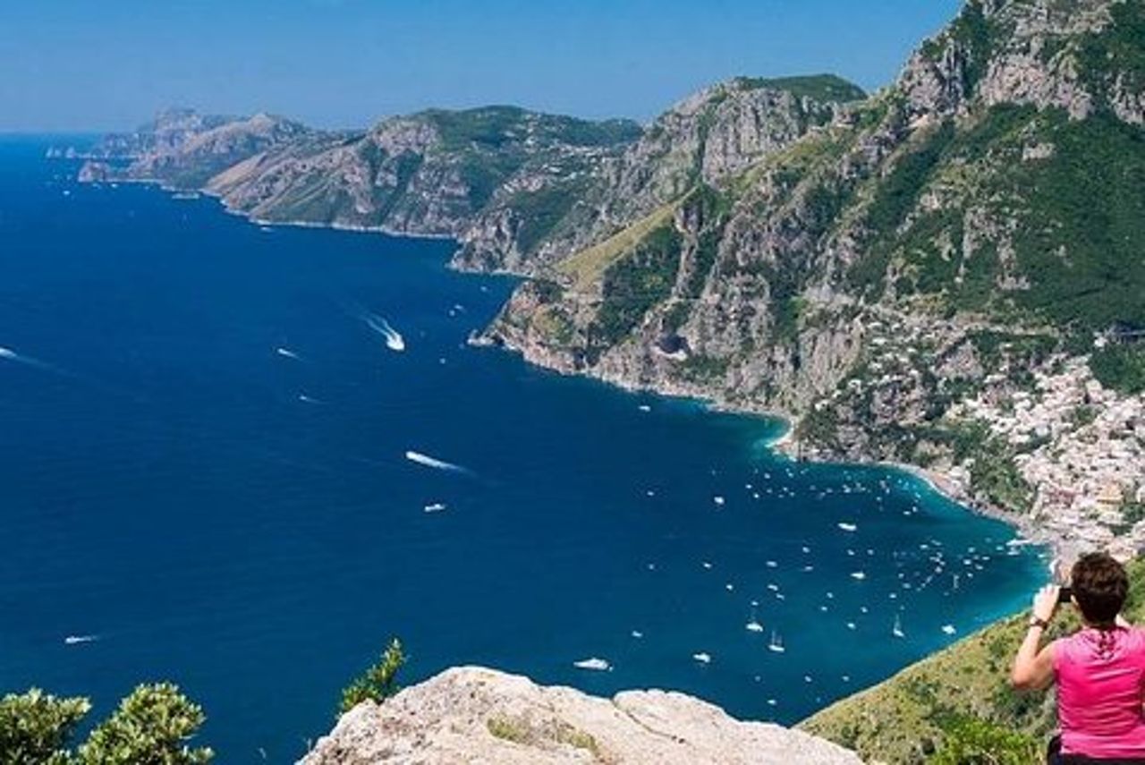Escursioni sul Sentiero degli Dei con Enzo : Amalfi Coast Adventure
