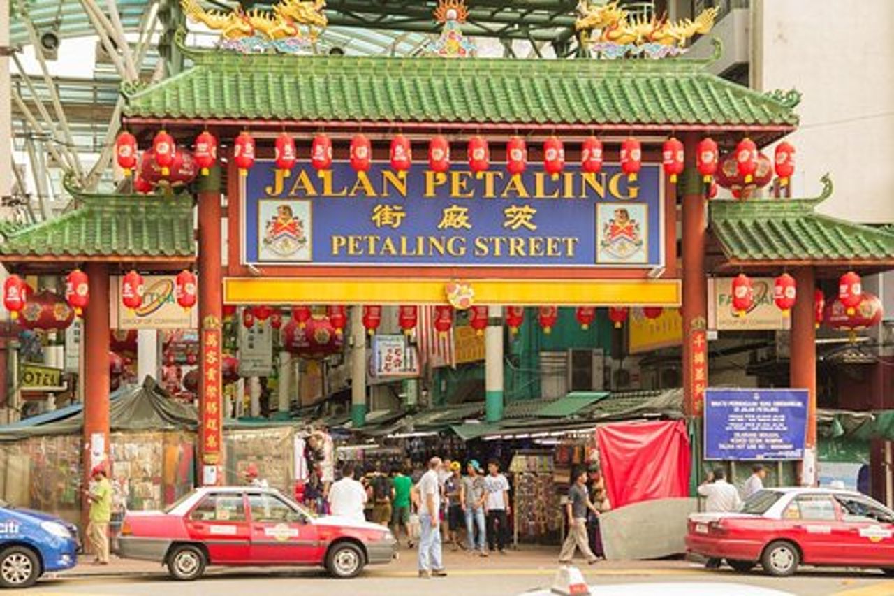 Templi privati ​​di mezza giornata e tour culturale a Kuala Lumpur