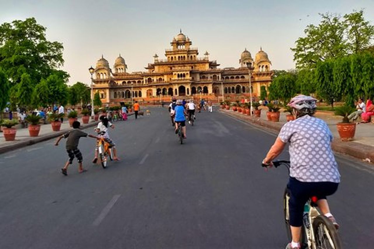 Tour in bici mattutina di 3 ore a Jaipur