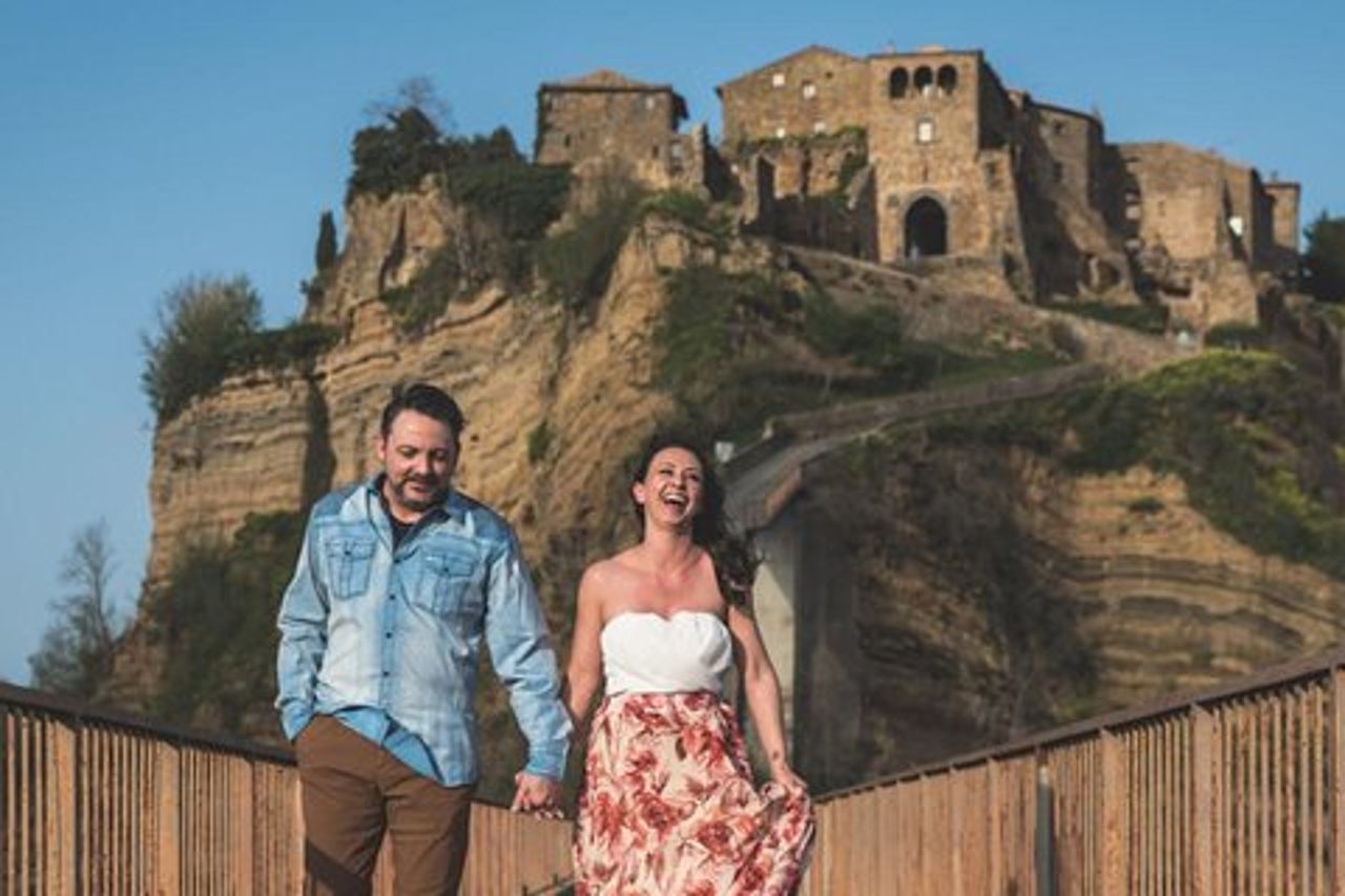 Sessione fotografica privata con un fotografo locale a Bagnoregio