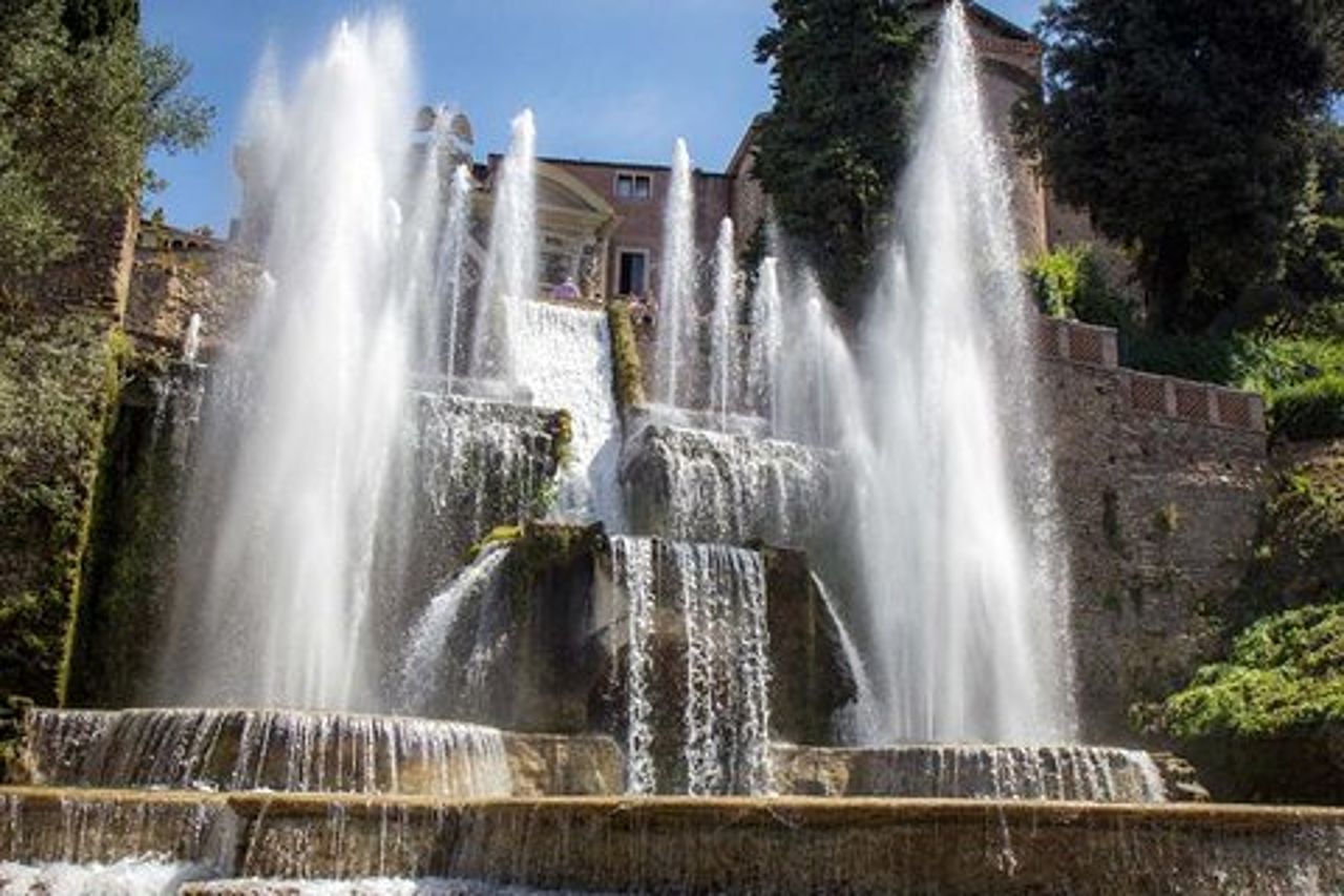Tour del porto di Tivoli Villas (solo autista/self touring)