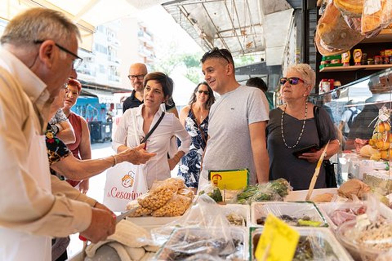 Tour di street food per piccoli gruppi a Camogli