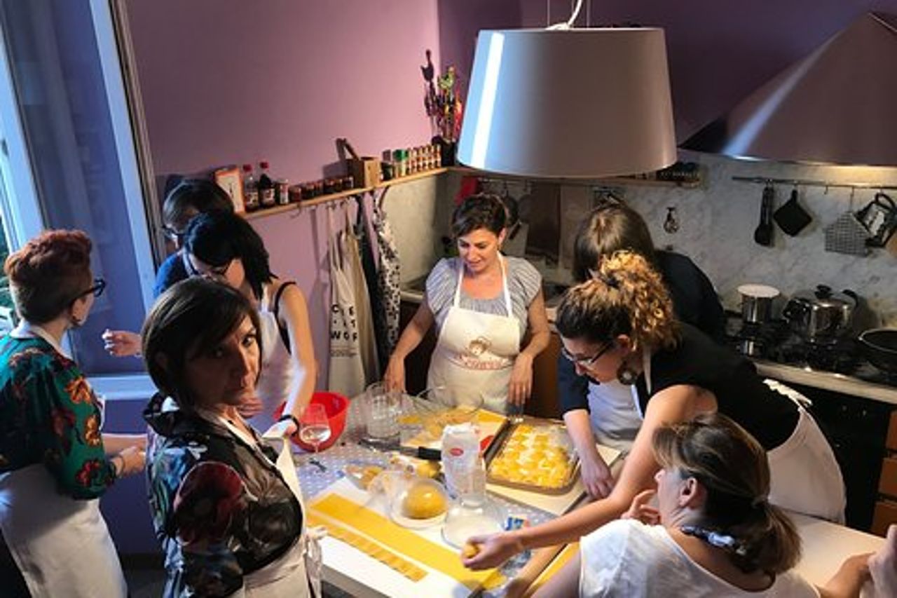 Ravioli, Pasta e Tiramisù a casa di un locale a Perugia