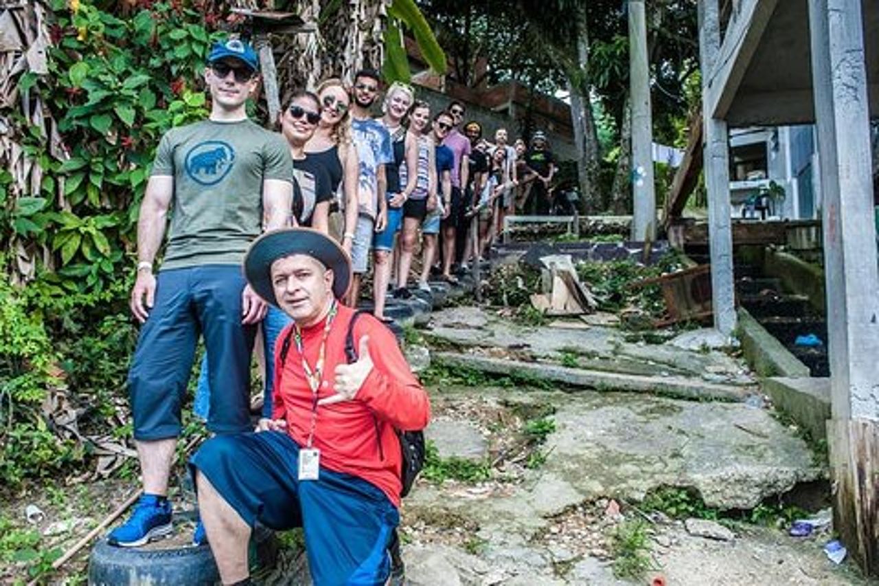 Favela Tour Rio de Janeiro - Vidigal Walking Tour di Russo Guide