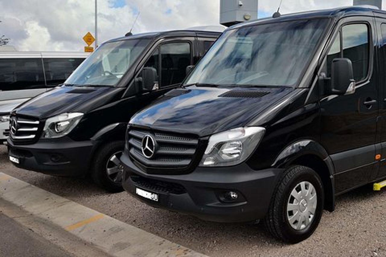 Trasferimento privato premium dall'aeroporto di Sydney al CBD di Sydney / Downtown 1-11 persone