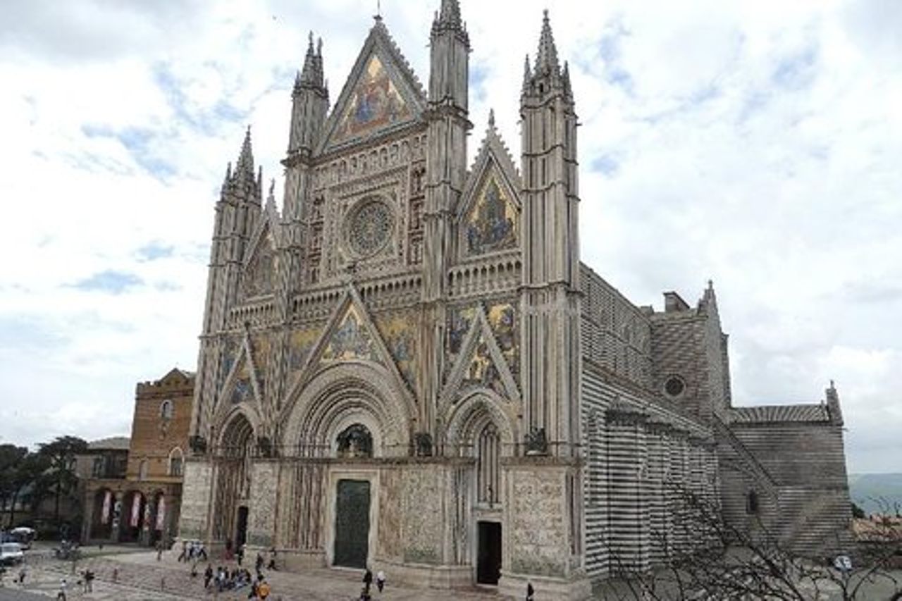 Orvieto e Civita di Bagnoregio (solo con conducente/self touring)
