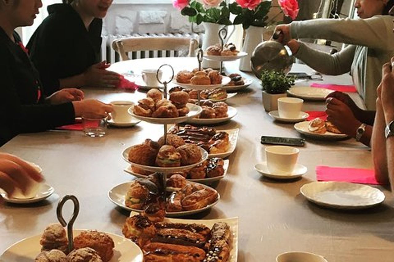 Paris Cooking Class: Chocolate Éclairs e Cream Puffs
