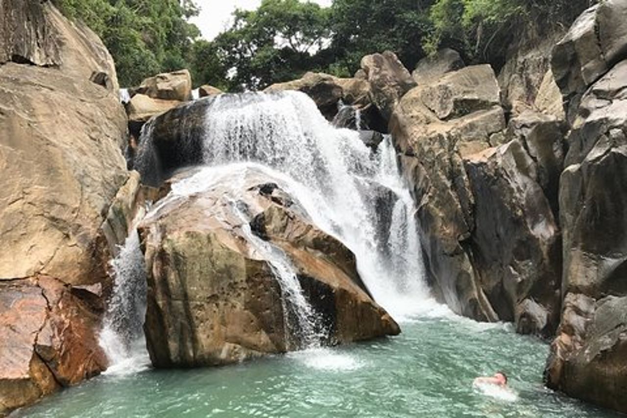 Tour guidato in moto della cascata Ba Ho e della campagna