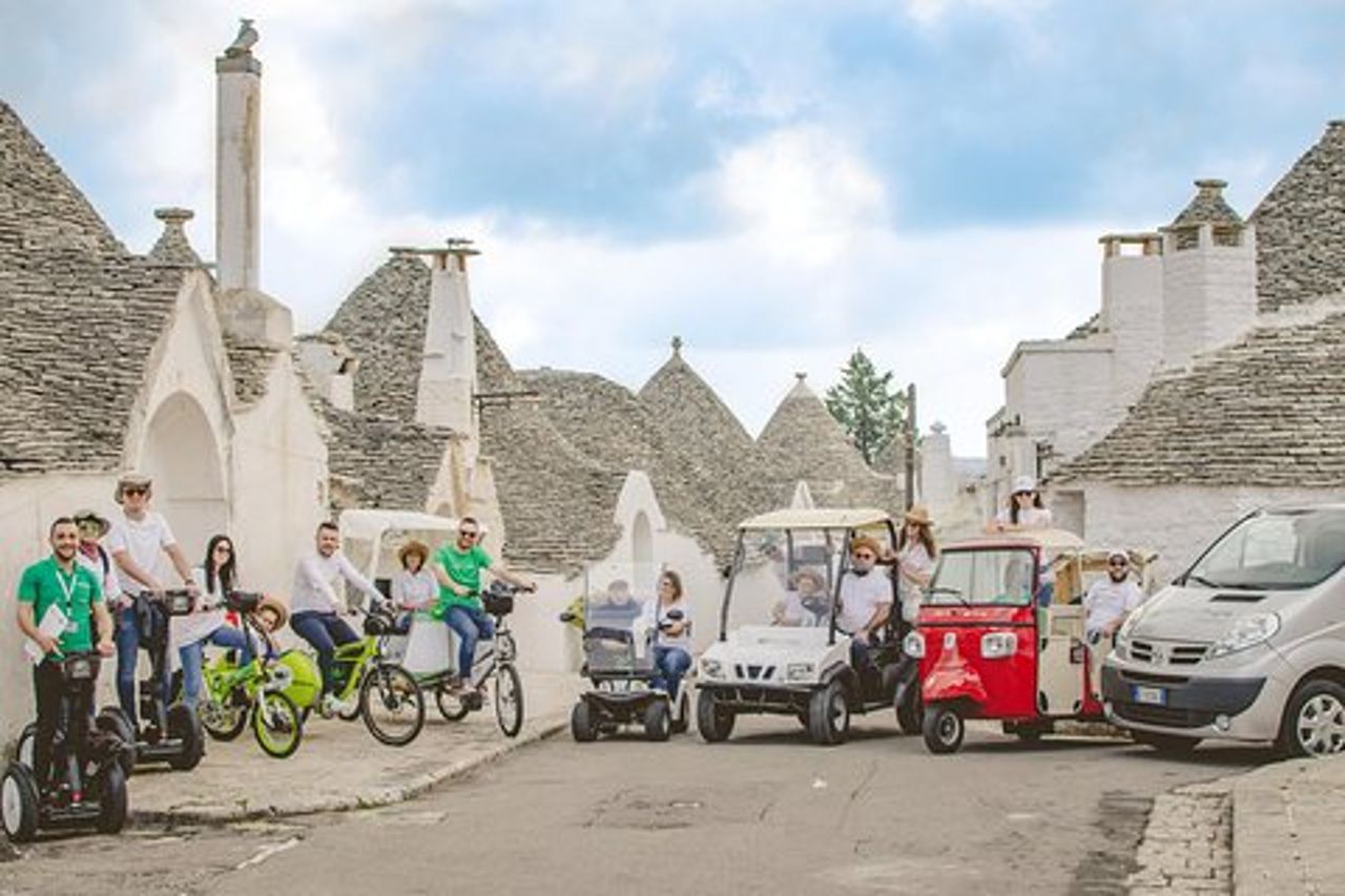 Alberobello Tour guidato in Segway e Mini Golf Cart