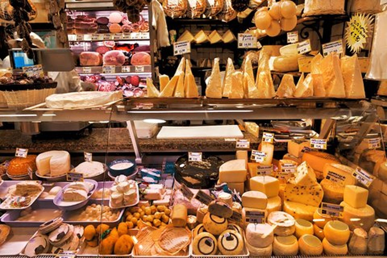 Tour del mercato per piccoli gruppi ed esperienza culinaria nella casa di Cesarina a Terni