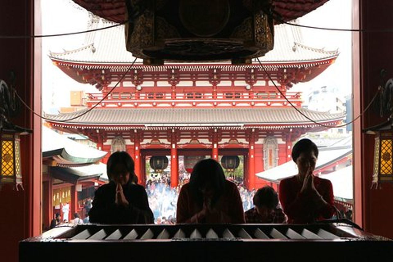Tour privato a piedi personalizzabile di Tokyo