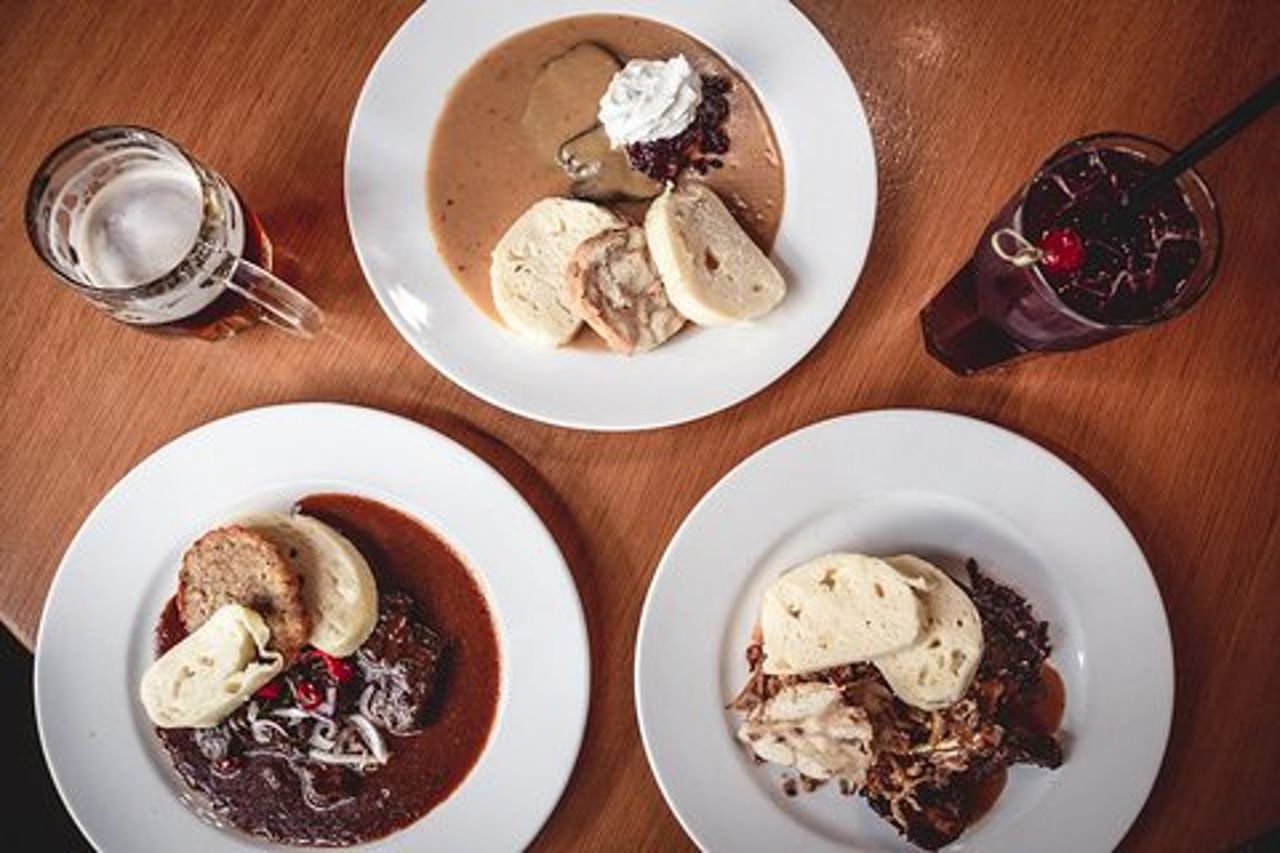 Tour privato: Secret Food Tours Praga