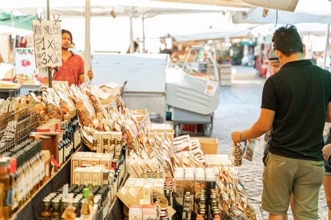 Tour del mercato per piccoli gruppi ed esperienza culinaria presso una casa di Cesarina a Todi