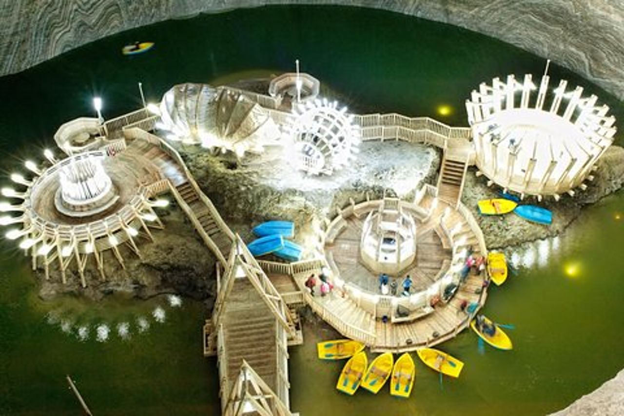 Gita di un giorno privato alla miniera di sale di Turda e alla fortezza di Alba Carolina