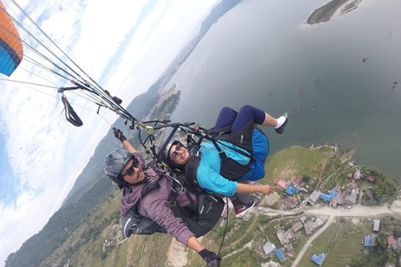 Parapendio a Sarangkot Pokhara