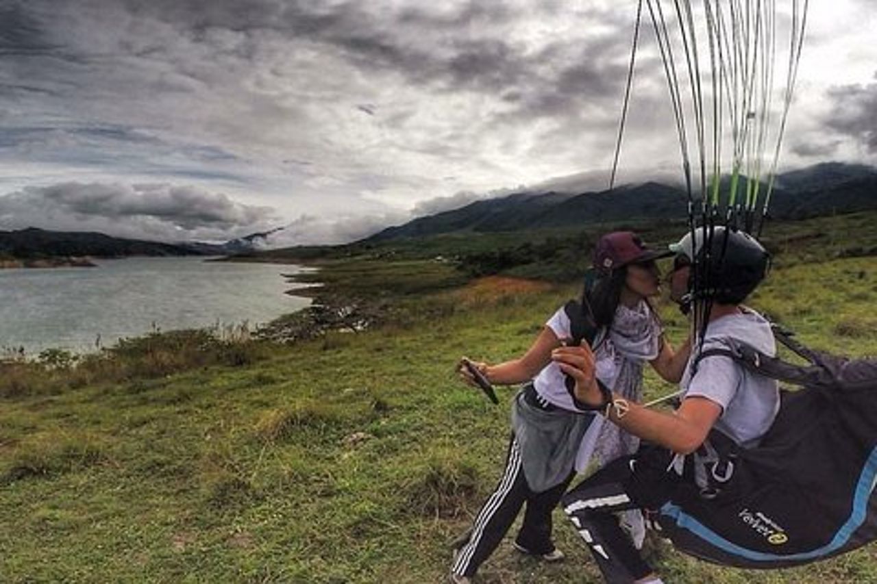 Parapendio Medellin san felix (15 minuti)