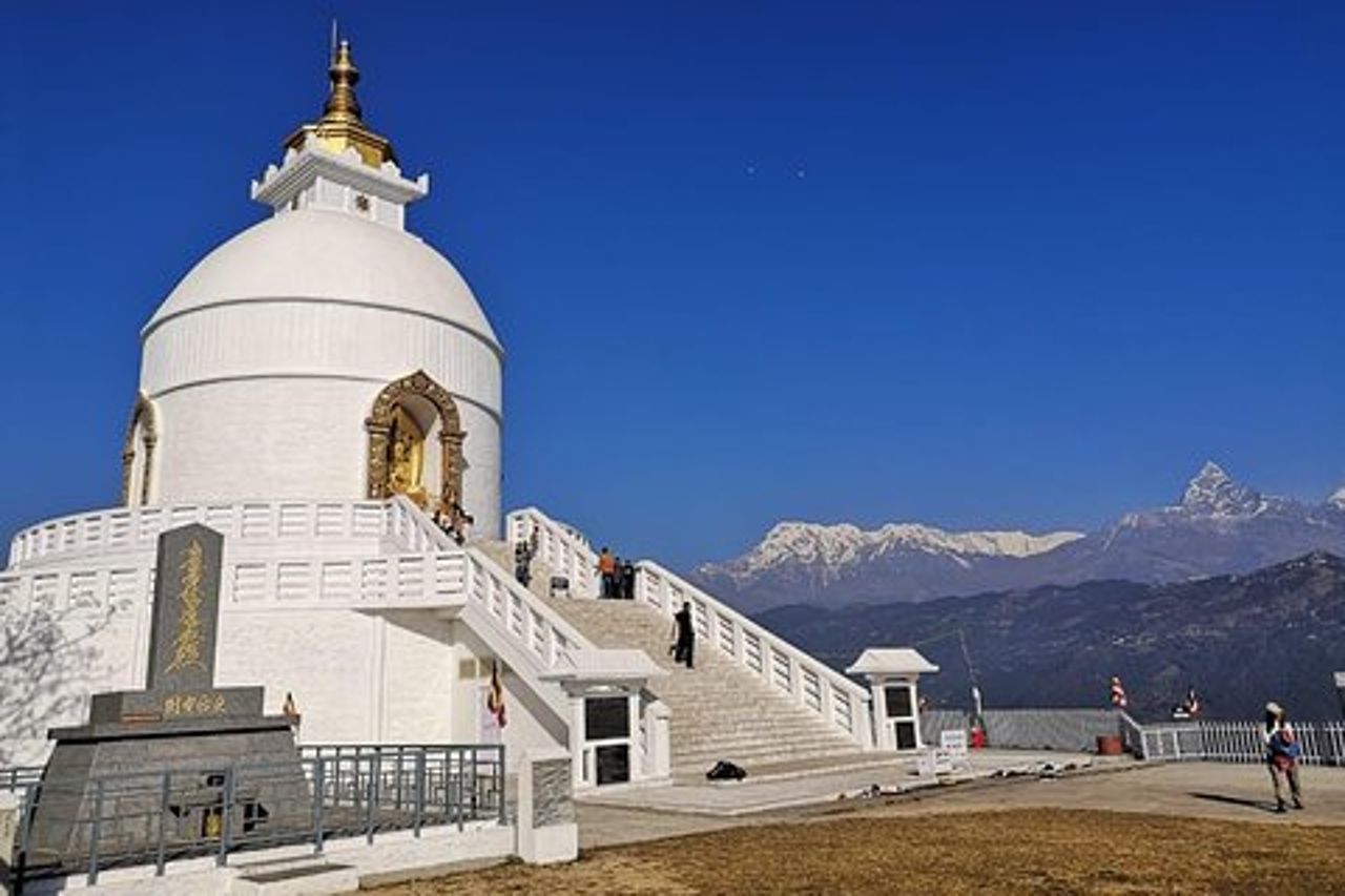 Tour privato di Pokhara di mezza giornata